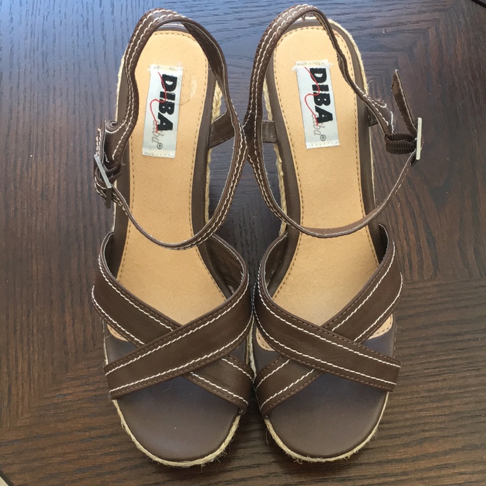 DIBA Wedge Platform Sandals Brown Straw Wedge NEW